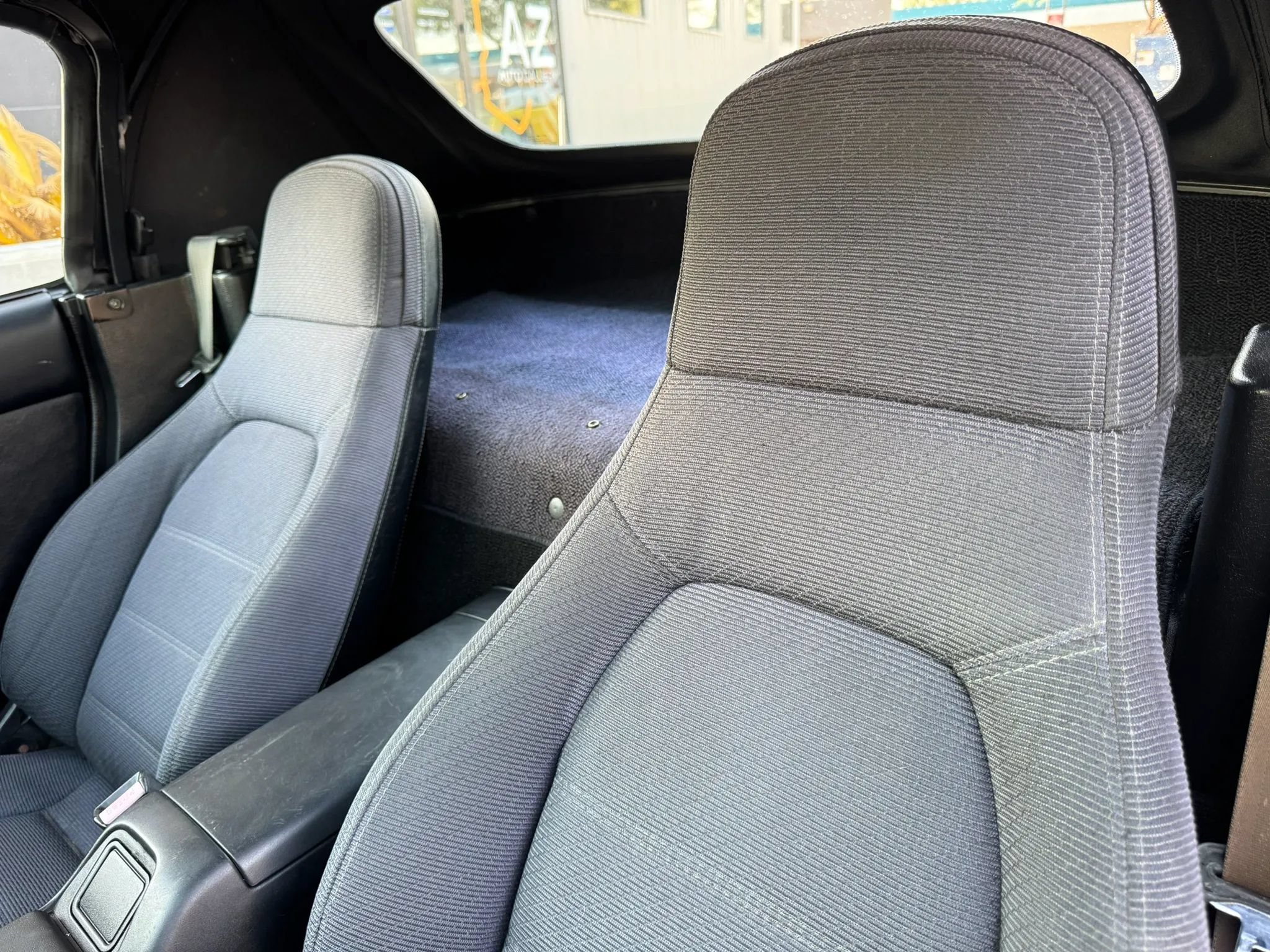 Used 1990 MAZDA MX-5 Miata RWD image 13