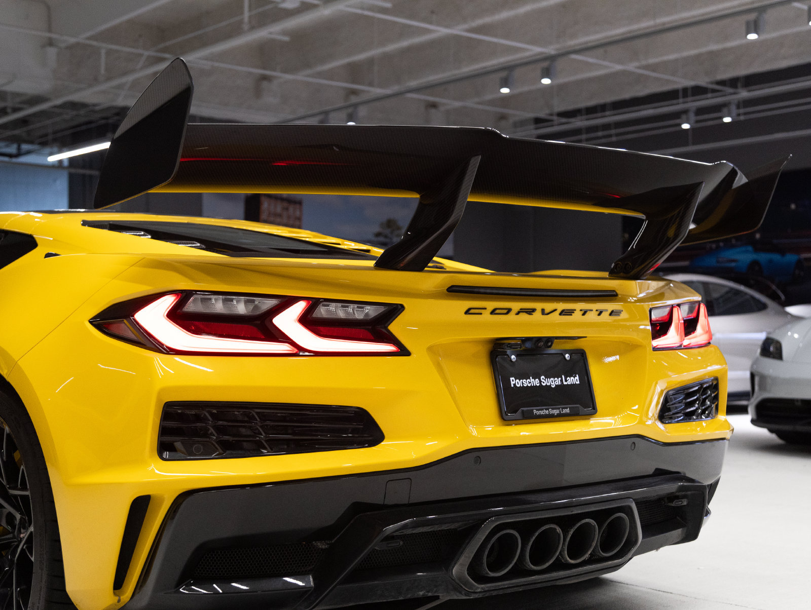Used 2026 Chevrolet Corvette ZR1 w/ ZR1 Carbon Fiber Aero Package RWD image 29