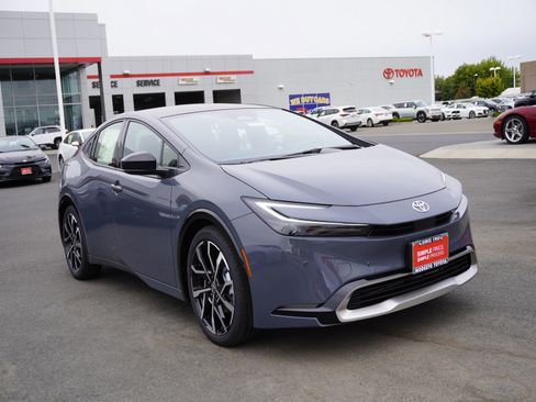 New 2026 Toyota Prius XSE Premium image 1