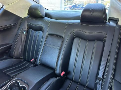Used 2011 Maserati GranTurismo S RWD image 24