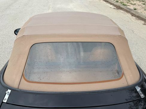 Used 1995 MAZDA MX-5 Miata RWD image 22