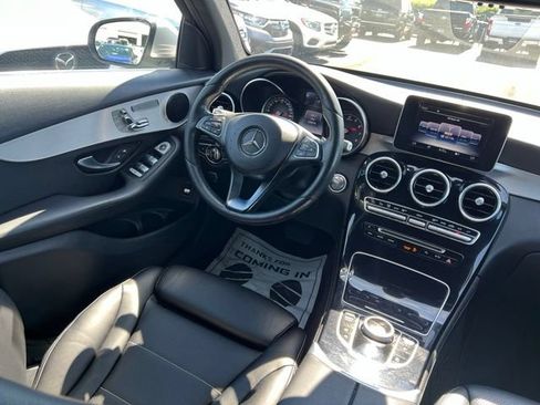 Used 2017 Mercedes-Benz GLC 300 4MATIC w/ Premium 1 Package image 26