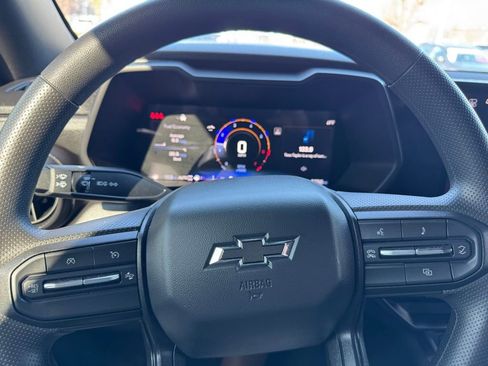 Used 2024 Chevrolet Colorado Trail Boss w/ Technology Package image 13