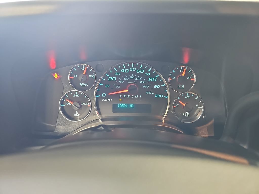 Used 2025 Chevrolet Express 2500 w/ Driver Convenience Package RWD image 16