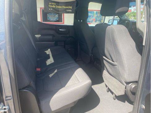 Used 2021 Chevrolet Silverado 1500 LT RWD image 10
