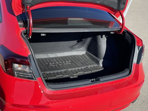 Used 2025 Honda Civic Sport image 13