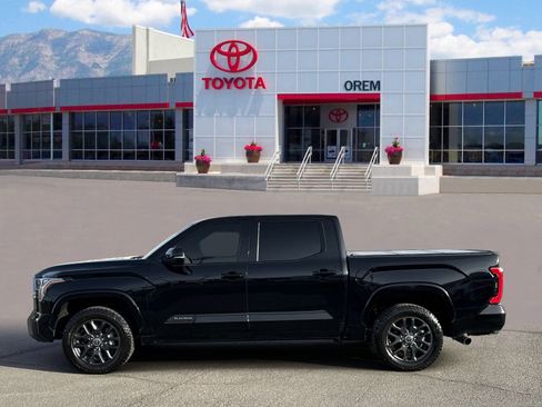 Used 2023 Toyota Tundra Platinum AWD/4WD image 6