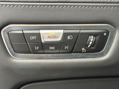 Used 2020 BMW X5 M Competition w/ Executive Package image 39