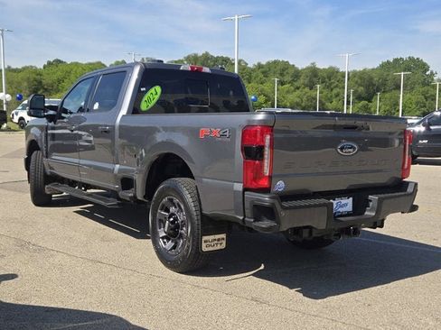 Used 2024 Ford F250 Lariat w/ Lariat Ultimate Package AWD/4WD image 17