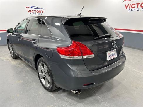 Used 2010 Toyota Venza image 5