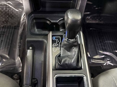 Certified 2019 Toyota Tacoma SR5 image 21