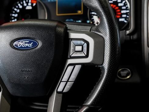 Used 2020 Ford F150 Raptor w/ Equipment Group 802A Luxury AWD/4WD image 19