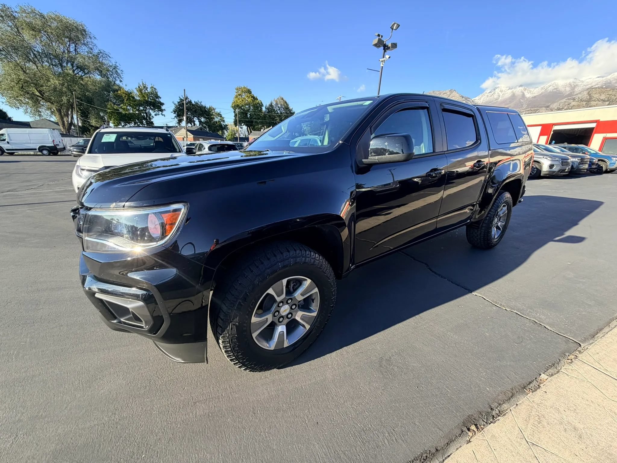 Used 2022 Chevrolet Colorado LT w/ Safety Package AWD/4WD image 7