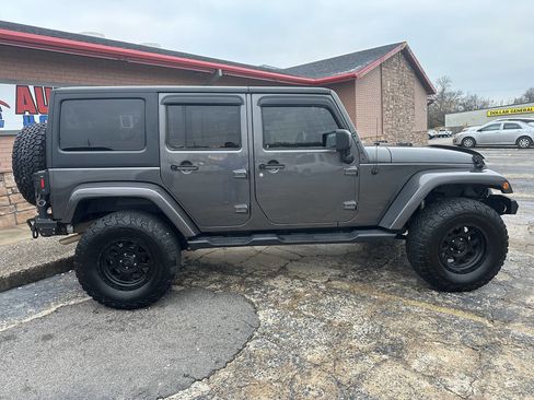 Used 2016 Jeep Wrangler Unlimited Sport w/ Quick Order Package 24S image 10