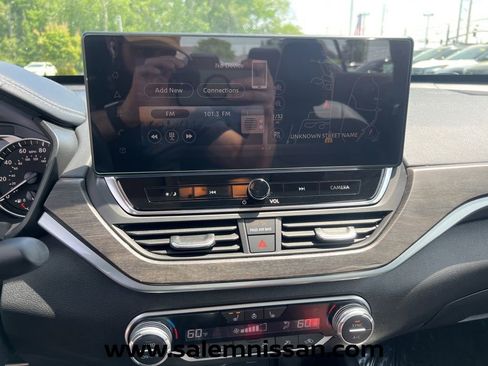 Certified 2023 Nissan Altima 2.5 SL AWD/4WD image 11