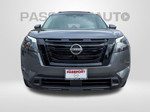 New 2025 Nissan Pathfinder SV w/ Black Appearance Package image 3