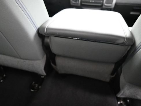 Used 2018 RAM 1500 Express w/ Express Value Package image 30