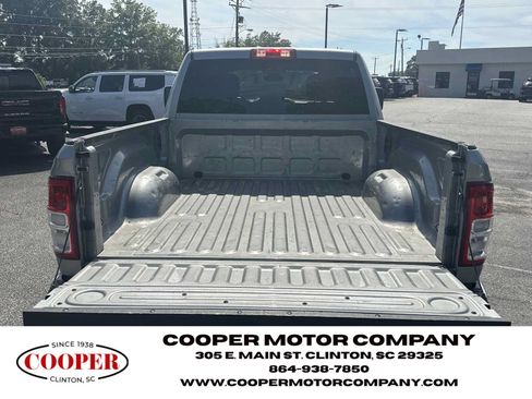 Used 2024 RAM 2500 Big Horn AWD/4WD image 18