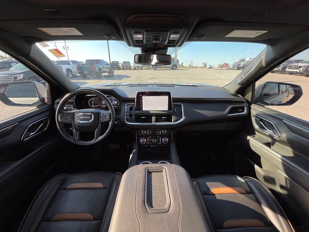 Used 2023 GMC Yukon AT4 w/ LPO, Floor Liner Package AWD/4WD image 27