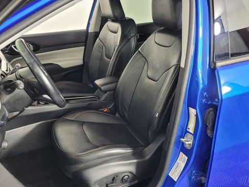 Used 2022 Jeep Compass Limited image 15