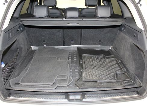 Used 2016 Mercedes-Benz GLC 300 4MATIC image 17