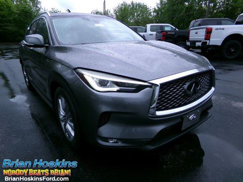 Used 2019 INFINITI QX50 Essential w/ Premium Heat Package AWD/4WD image 1