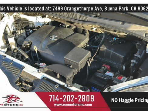 Used 2017 Toyota Sienna LE FWD image 50