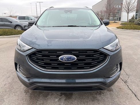 Used 2024 Ford Edge SEL w/ Sport Appearance Package image 2