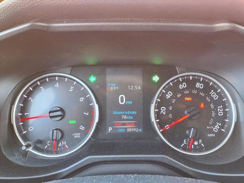 Used 2020 Toyota RAV4 XLE image 11