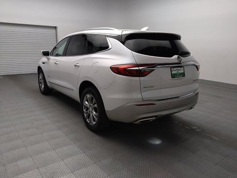 Used 2018 Buick Enclave Avenir w/ Avenir Technology Package image 5