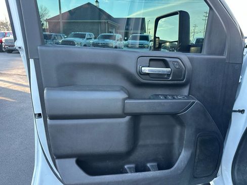 Used 2022 Chevrolet Silverado 3500 W/T w/ WT Fleet Convenience Package image 9