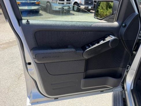 Used 2010 Ford Explorer XLT RWD image 14