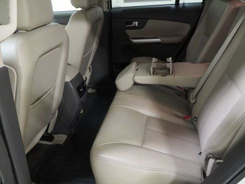 Used 2013 Ford Edge SEL image 43