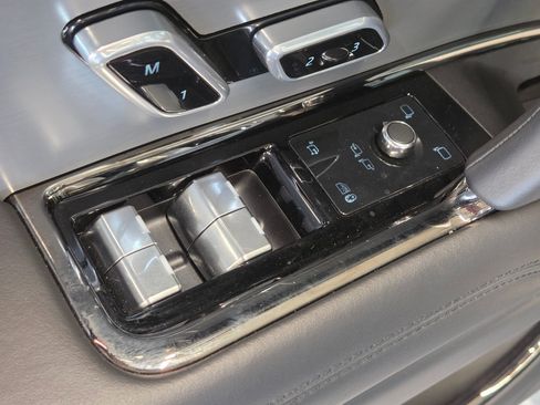 Used 2024 Land Rover Range Rover Sport Dynamic SE image 15