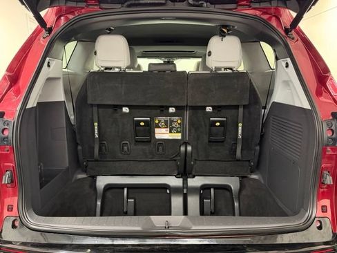 Used 2022 Toyota Sienna XLE FWD image 35