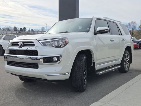 Used 2020 Toyota 4Runner Limited image 25