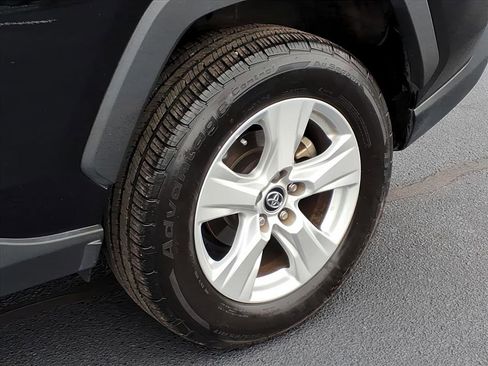 Certified 2020 Toyota RAV4 XLE image 9