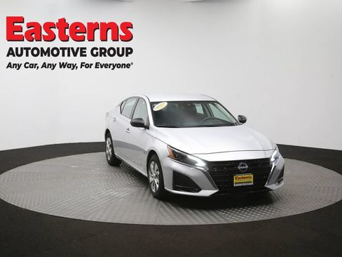Used 2024 Nissan Altima 2.5 S FWD image 50