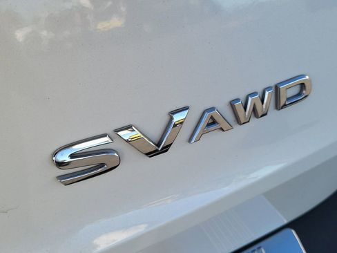 Used 2023 Nissan Rogue SV image 11