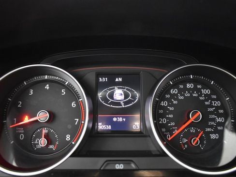 Used 2017 Volkswagen GTI Sport image 25