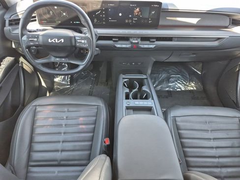 Certified 2024 Kia EV9 Land image 13