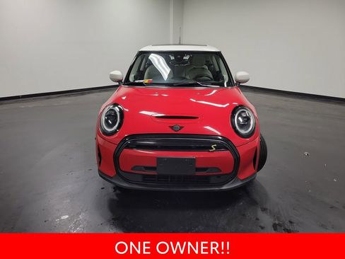 Used 2023 MINI Cooper SE image 3