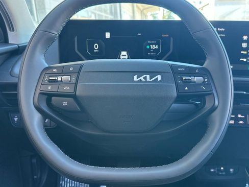 New 2025 Kia EV6 Light w/ Light LR Technology Package image 24