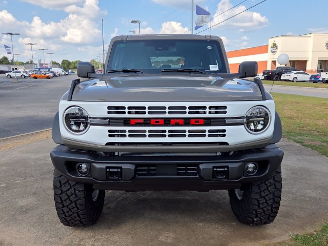 New 2026 Ford Bronco Heritage Edition AWD/4WD image 2