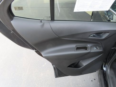 Used 2021 Chevrolet Equinox LT image 26