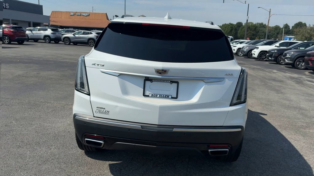 Used 2021 Cadillac XT5 Sportv w/ LPO, Floor Liner Package AWD/4WD image 6