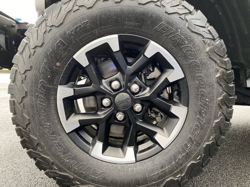 Used 2024 Jeep Wrangler Unlimited Rubicon 4xe image 45