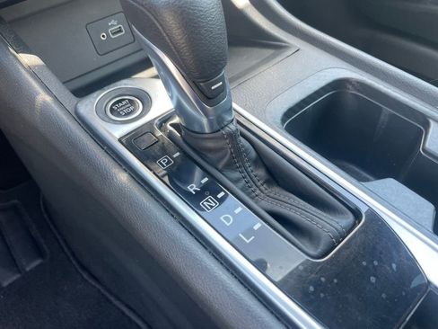 Used 2020 Nissan Sentra S FWD image 19