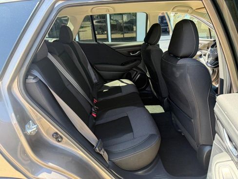 Used 2022 Subaru Outback Premium AWD/4WD image 14