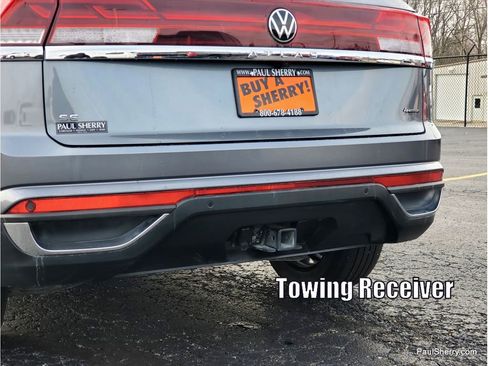 Used 2025 Volkswagen Atlas Cross Sport SE image 12